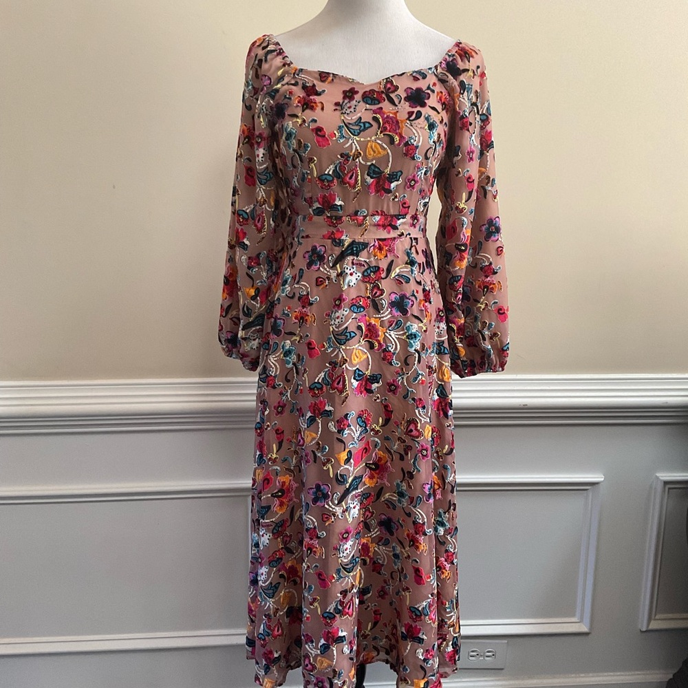 Ivy City Women's Sweetheart Floral Midi Dress In Blush Size Small